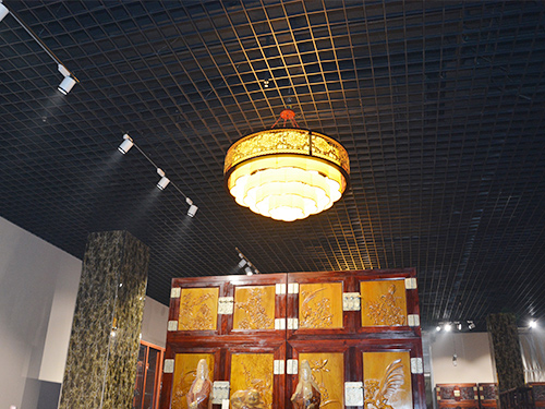 ���̰���