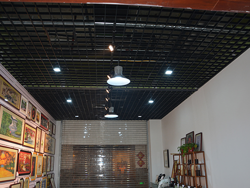 ���̰���