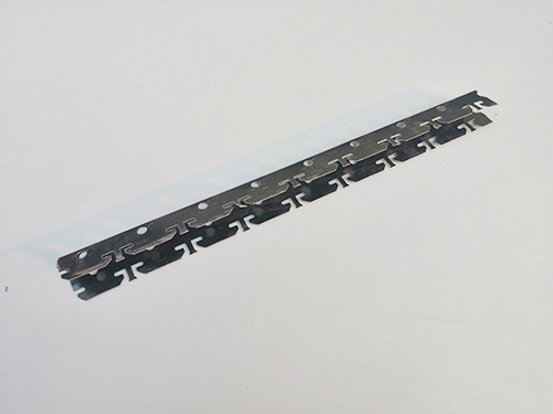 ��ɫ��ͨ���L����